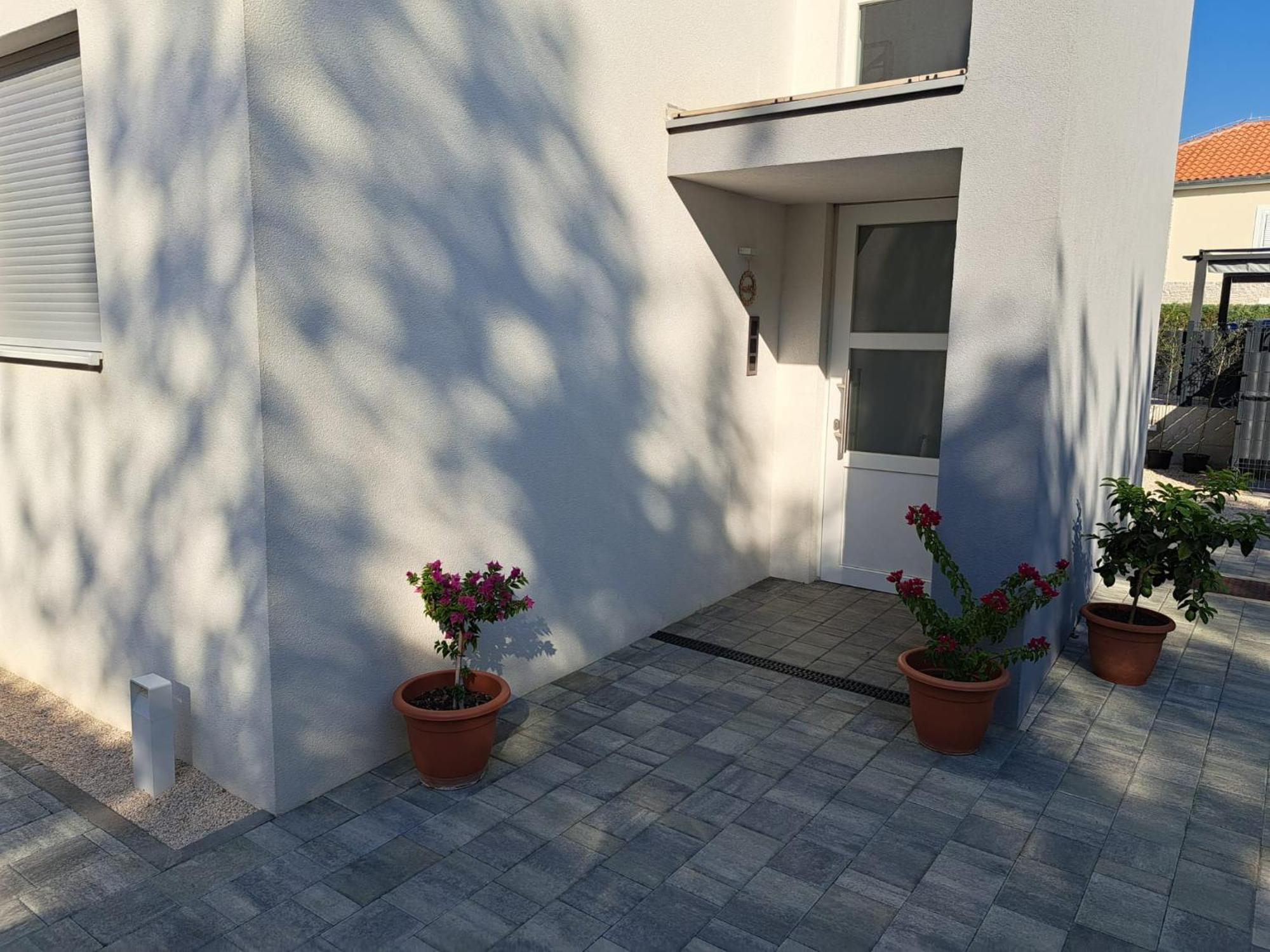 B & R Summer Breeze Apartments Nin Exterior foto
